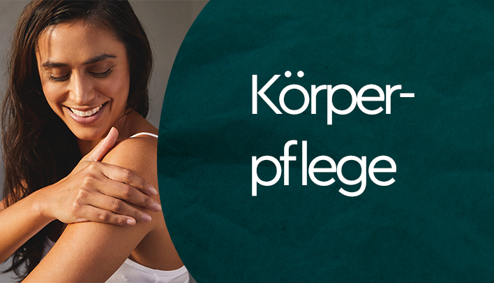 Person cremt Schulter ein, Bannertext „Körperpflege“