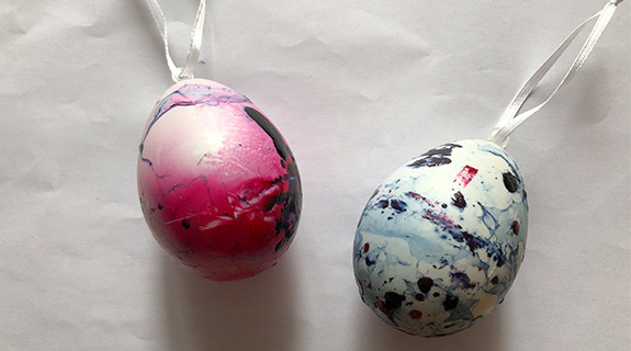 ostereier-faerberei-ersteversuche-575x320-4559-38668