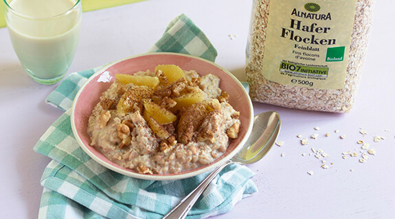 porridge-walnuesse-orange-ballaststoffreich-fruehstuecken-alnatura-inspiration-575-320-23048