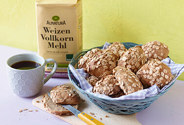 vollkorn-walnuss-broetchen-ballaststoffreich-fruehstuecken-alnatura-inspiration-376-255.-23049-1