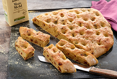 mediterranes-tomaten-focaccia-alnatura-inspiration-376x255-16376-0-16786