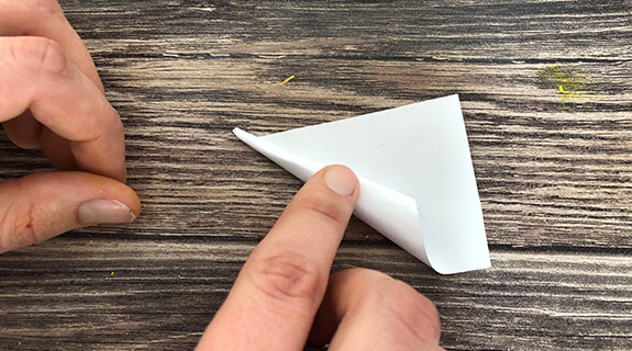 ostern-eier-faerben-einhorn-schritt1-575-320-22570