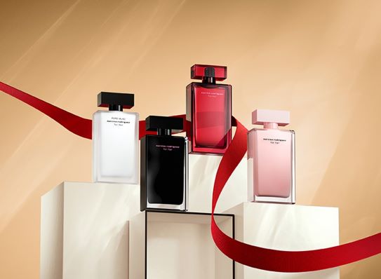 NR_HOLIDAY_FORHER_STILL_FHRANGE_10_Muller