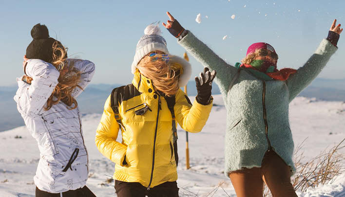 Lifestyle 02/25 Fühlen Frauen Schnee 708x405.jpg