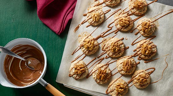 walnuss-cranberry-quinoa-makronen-alnatura-inspiration-575x320-17511