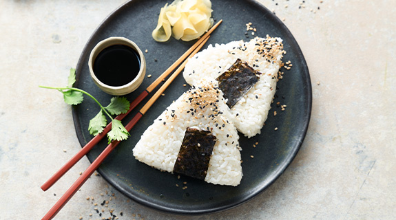 onigiri-rezeptbild-575x320-84326-0