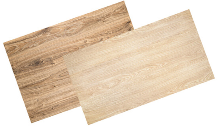 Grundlage für das Potchen: Zwei Holzbretter mit unterschiedlicher Maserung