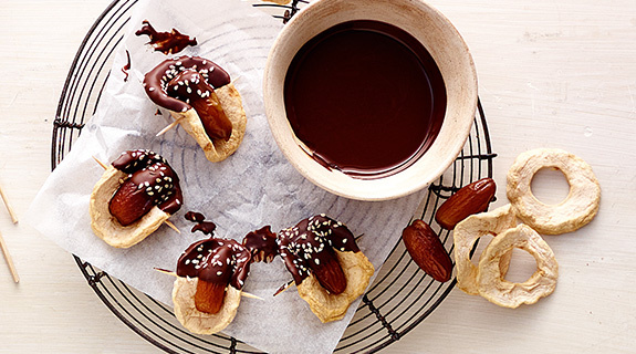 apfel-dattel-spiesse-575x320-81200-0