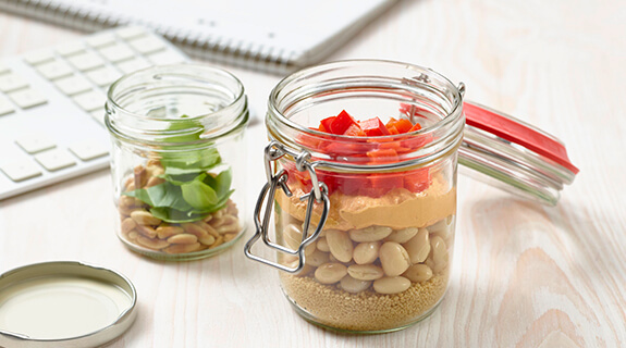 alnatura-mittagspause-couscous-schuettelsalat-inspiration-575x320-27266