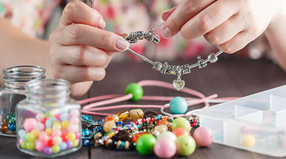 armband-basteln-ravensburger-575x320-26303