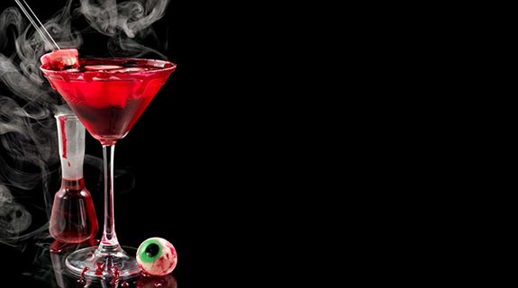 de-halloween-blutcocktail-575x320-16876-0