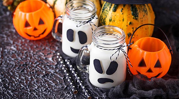 de-halloween-geister-milchshake-575x320-16877-0