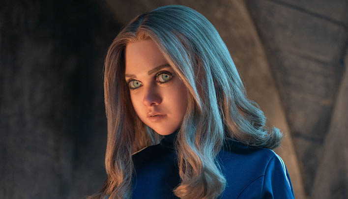 Frau, puppenähnlich