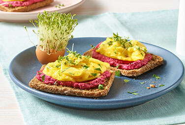 alnatura-ostern-rezepte-ruehrei-mit-rote-bete-376-255-21492