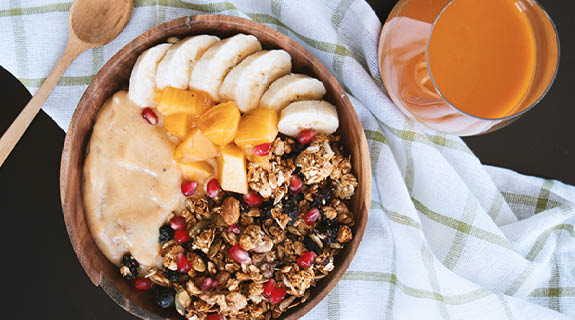 Lifestyle_Ausgabe2_Frühstück_Bowlsüß_575x320-63463-2