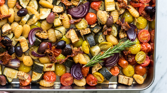 ein-blech-gnocchi-575x320-90604-0