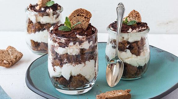 alnavit-italienisch-geniessen-tiramisu-im-glas-inspiration-575x320px-26792