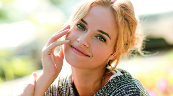 Lifestyle_Ausgabe2_Komplimente_BlondeFrau_575x320-63400-2