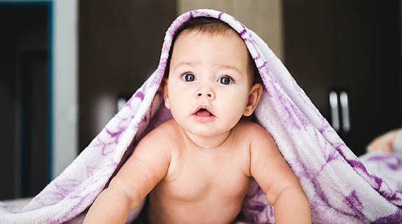 baby-handtuch-kopf-575x320-85336-0