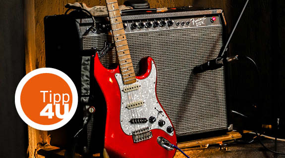 lifestyle-mueller-gitarre-verstaerker-575x320-86741-0