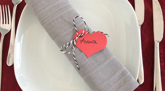 hochzeit-tischdeko-namensschild-inspiration-575-320-23794