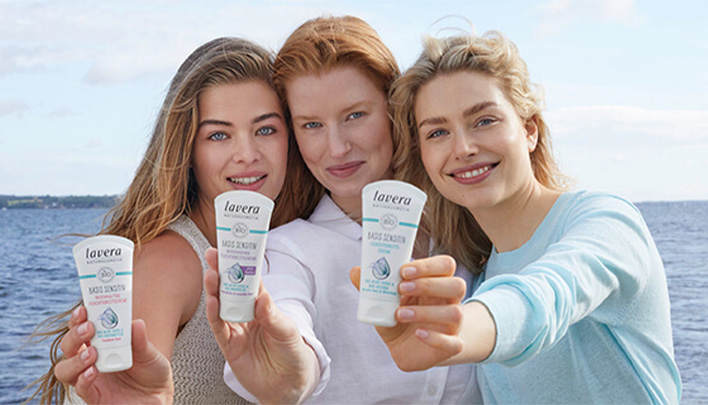 lavera-tag-der-naturkosmetik-feuchtigkeitspflege-708x405px.jpg