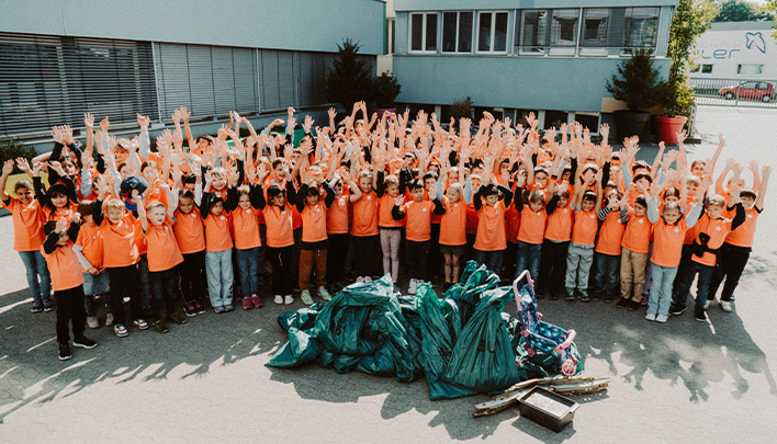 MBRC the Children gesammelter Müll