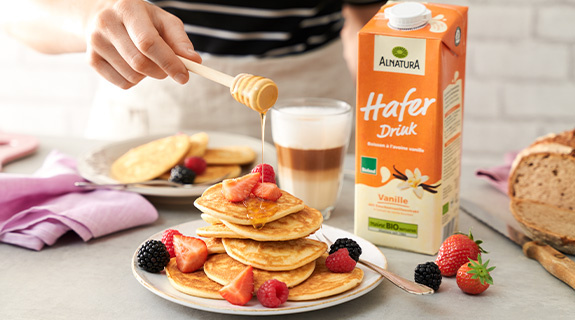 fluffige-pancakes-575x320-90372-0