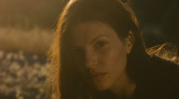 musiktipps-dezember-2024-soapandskin-bild-lifestyle-575x320-102572-0