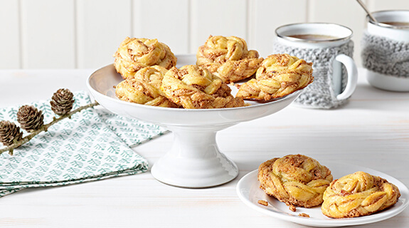 nachhaltig-backen-hefeknoten-inspiration-575x320-33002