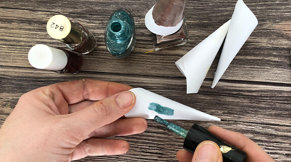 ostern-eier-faerben-einhorn-schritt2-575-320-22572