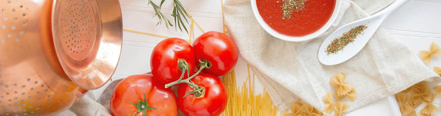 lifestyle-header-nudelsieb-tomaten-tomatensauce-spaghetti-farfalle-lo-effel-gewu-erz-873x230-98695-0