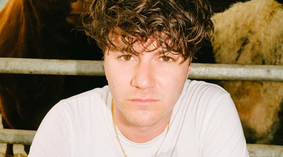 lifestyle-faber-im-t-shirt-575x320-94467-0