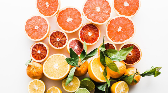 Blog_Aromatherapie_575x320_Lifestyle_Bilder_Themen_im_Text_Ausgabe2_Früchte-49872-1