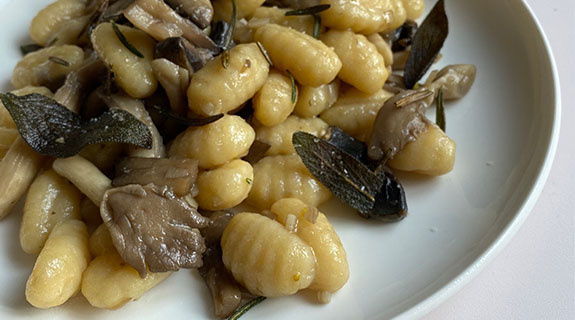 alnavit-gnocchi-salbei-pilz-575x320-74390-0