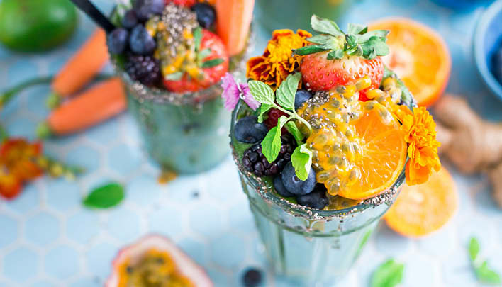 Lifestyle_708 x 405px_Fruchtsmoothie_Obst_Ingwer_2_25.jpg