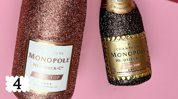 schritt-vier-etikett-mit-glitzersteinen575x320-77490-0