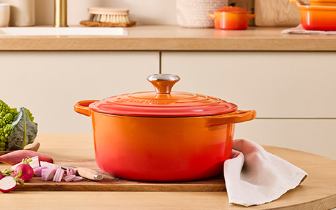 Le Creuset Kategoriekachel Gusseisen