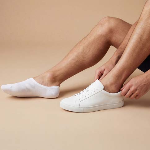 Banner Move Up Sneaker & Füßlinge