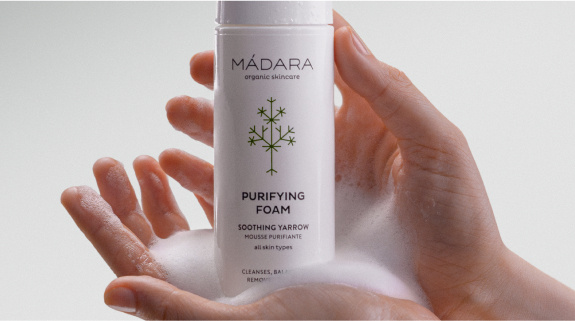 madara-x-muller-brand-page-category-banner-face-cleansing-gesichtsreinigung-575x320px-103530-0