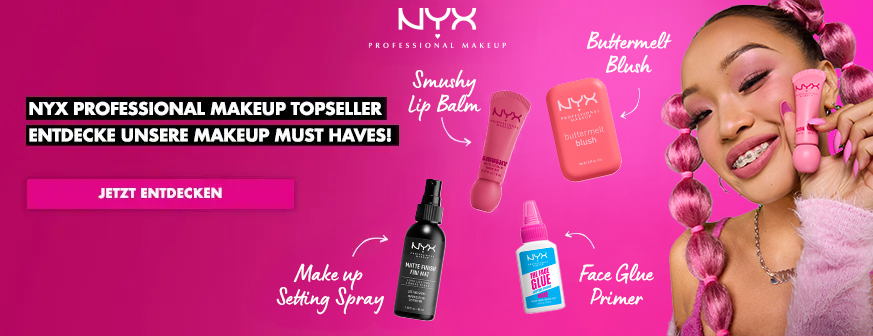 junges Mädchen und mehrere Produkte und diverse Produkte Rund um MakeUp