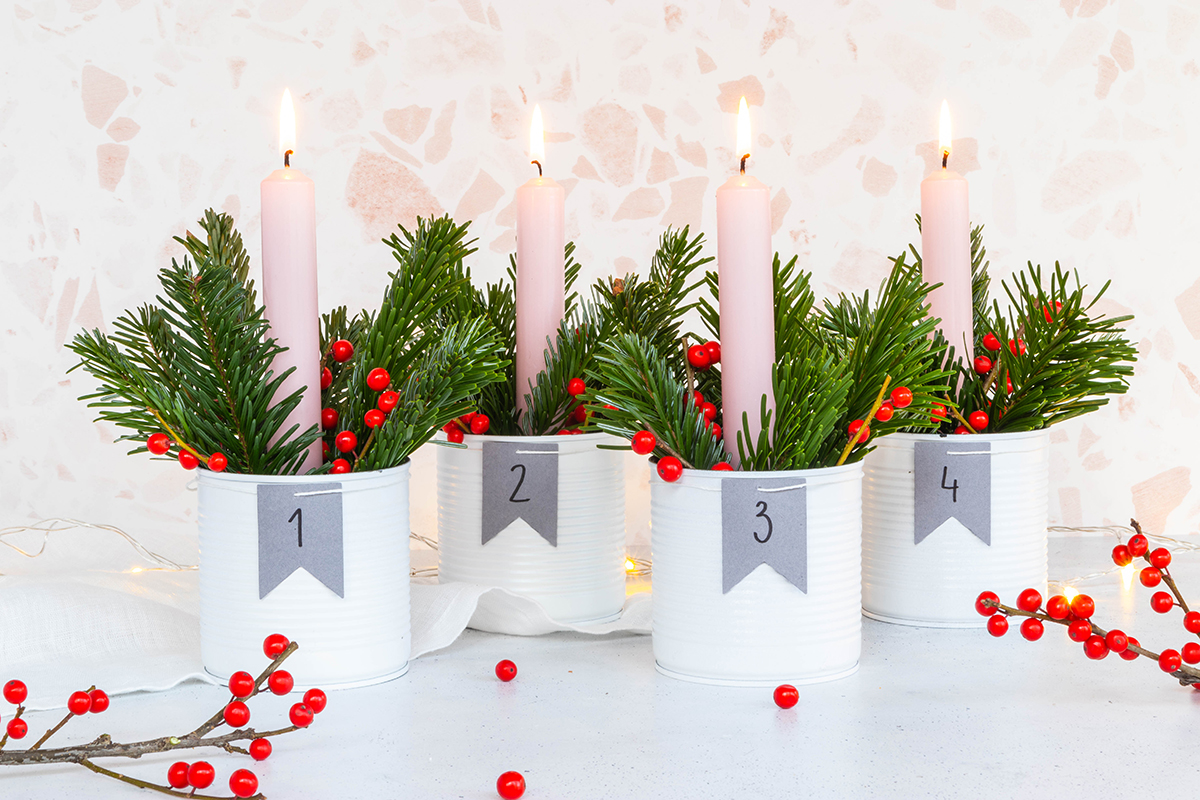 Banner mit do it yourself Adventskranz aus Dosen