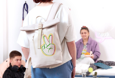 ex-24049-backpack-title03-376x255-99503-0