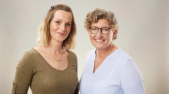 jnj-penaten-baby-club-hompage-content-hebammen-philine-anke-575x320px-81699-0