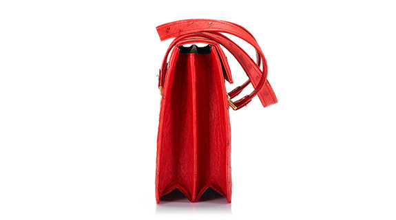 handtasche-rot-gross-seitlich-575x320-26308