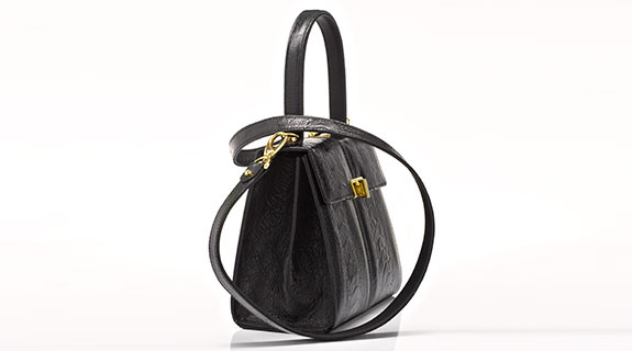 handtasche-damen-schwarz-seite-575x320-5981