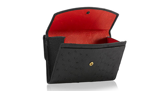 portemonnaie-schwarz-matt-gross-offen-575x320-6042