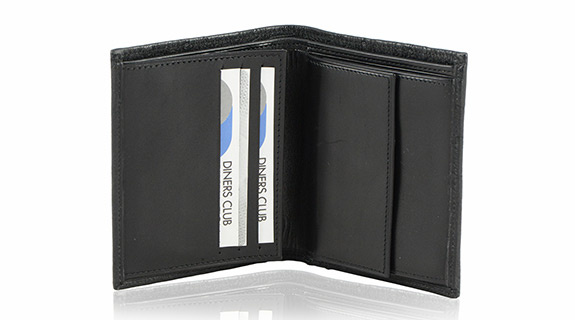 portemonnaie-damen-schwarz-matt-klein-575x320-6056