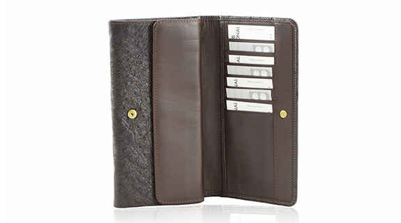 portemonnaies-herren-braun-matt-gross-575x320-6071