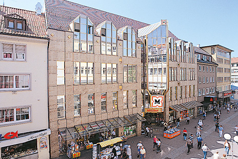 Alles zu den Jahren 1990 bis 2000 der Müller Unternehmensgeschichte